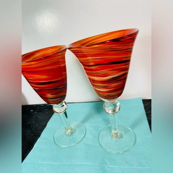 Red Twist Set of 2 Water Goblet 8" - 8 oz - Glass - Picture 1 of 9
